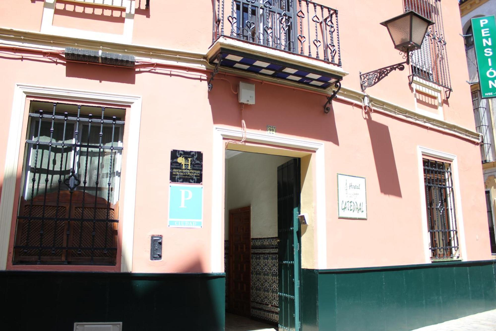 Pension Catedral Seville Exterior photo